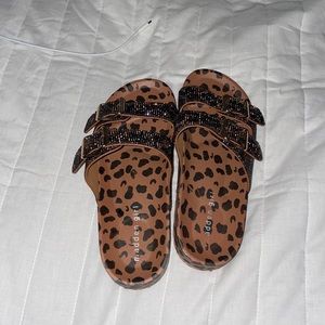 Steve madden sandals never worn size 7